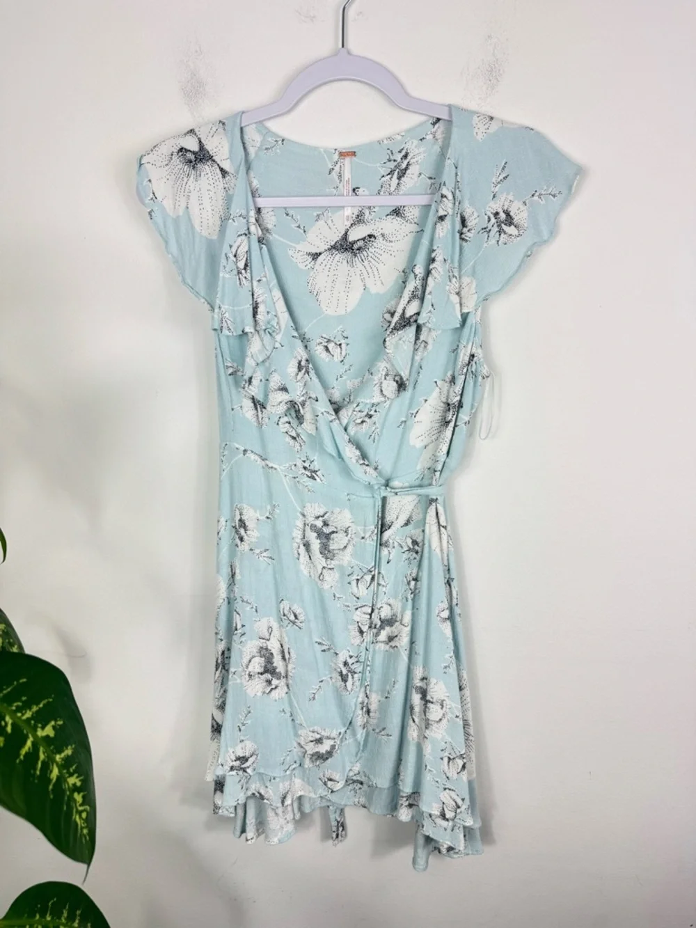 Free People French Quarter Wrap Dress XS Blue Floral Ruffle Boho Mini - Picture 3 of 11